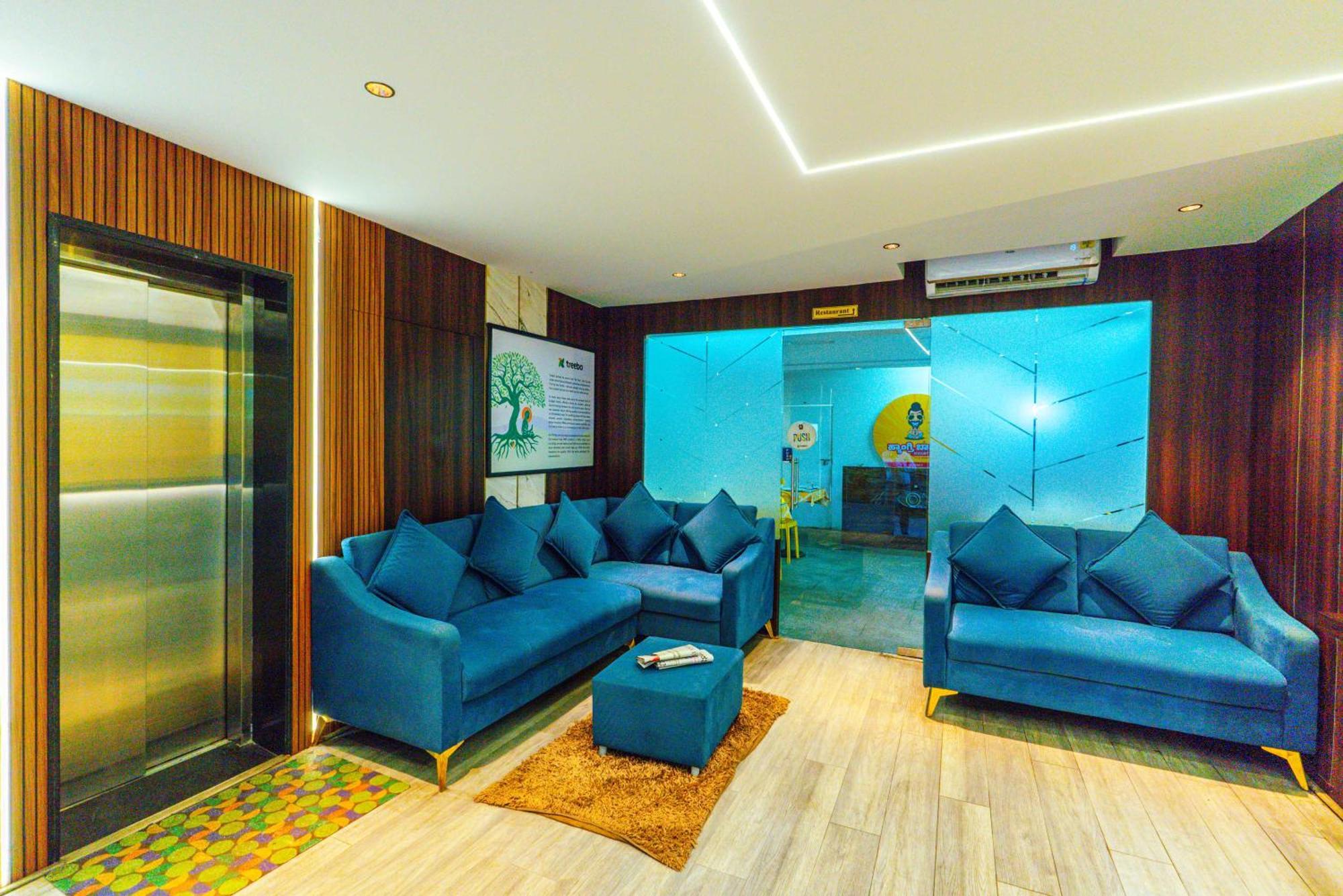 Hotel Treebo Elmas Grand Bangalore Esterno foto