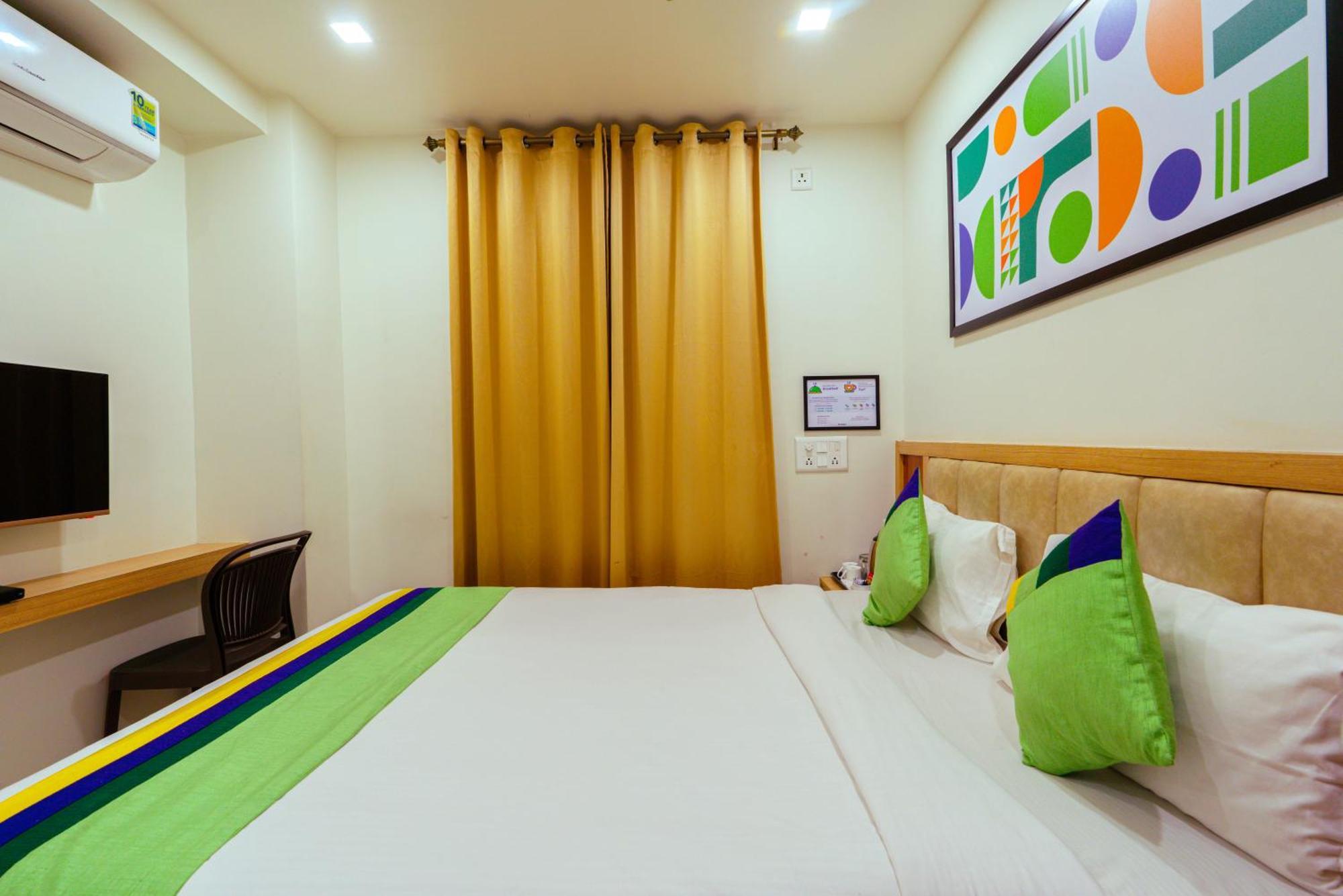 Hotel Treebo Elmas Grand Bangalore Esterno foto