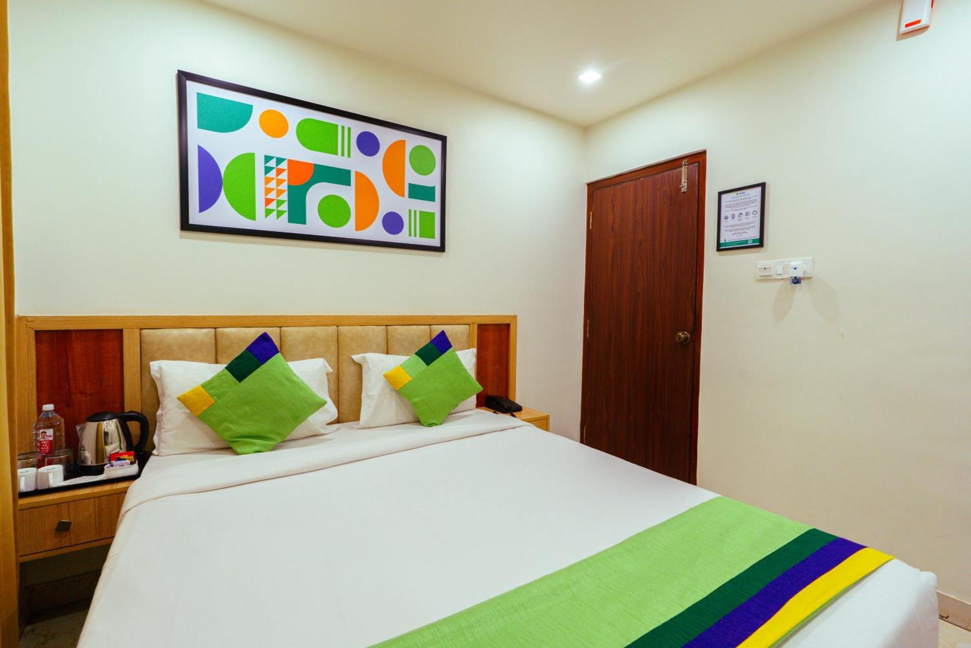 Hotel Treebo Elmas Grand Bangalore Esterno foto